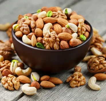 Çiğ Kuruyemiş Çeşitleri